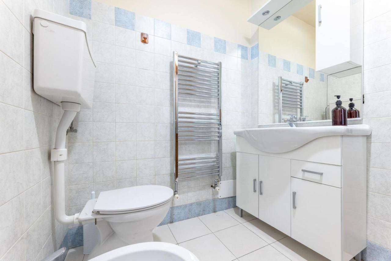 Aosta Centre Apartments - Porta Pretoria 56 エクステリア 写真