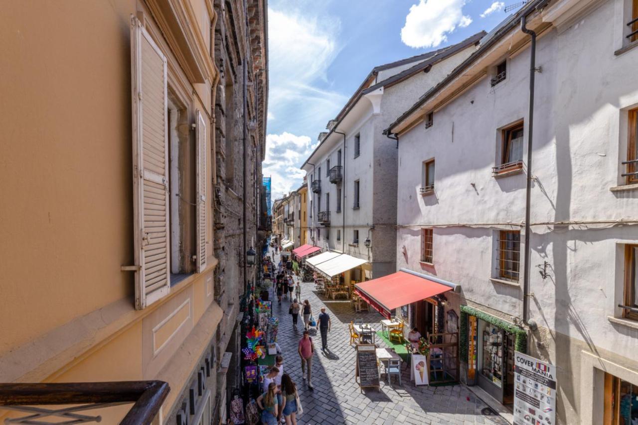 Aosta Centre Apartments - Porta Pretoria 56 エクステリア 写真