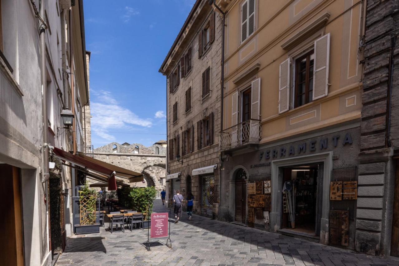 Aosta Centre Apartments - Porta Pretoria 56 エクステリア 写真